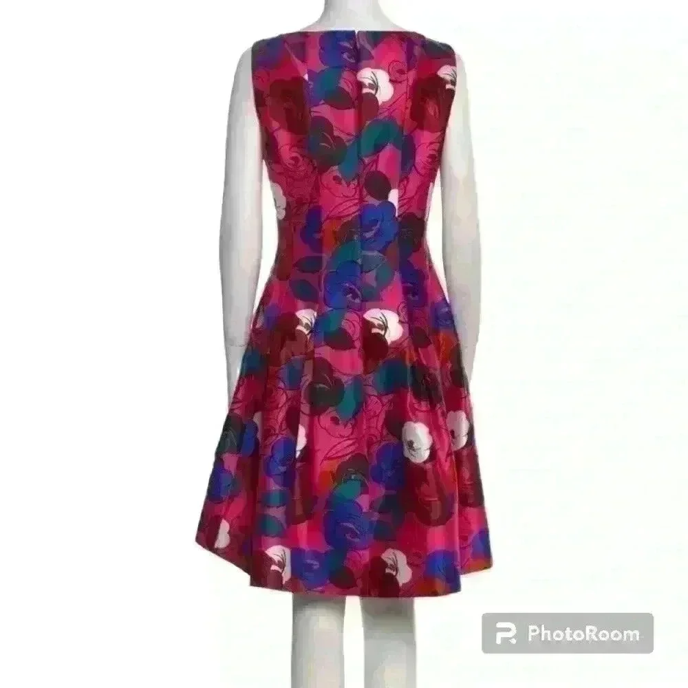 Oscar de la renta hot pink flowers dress size 10 with side pockets NWT
